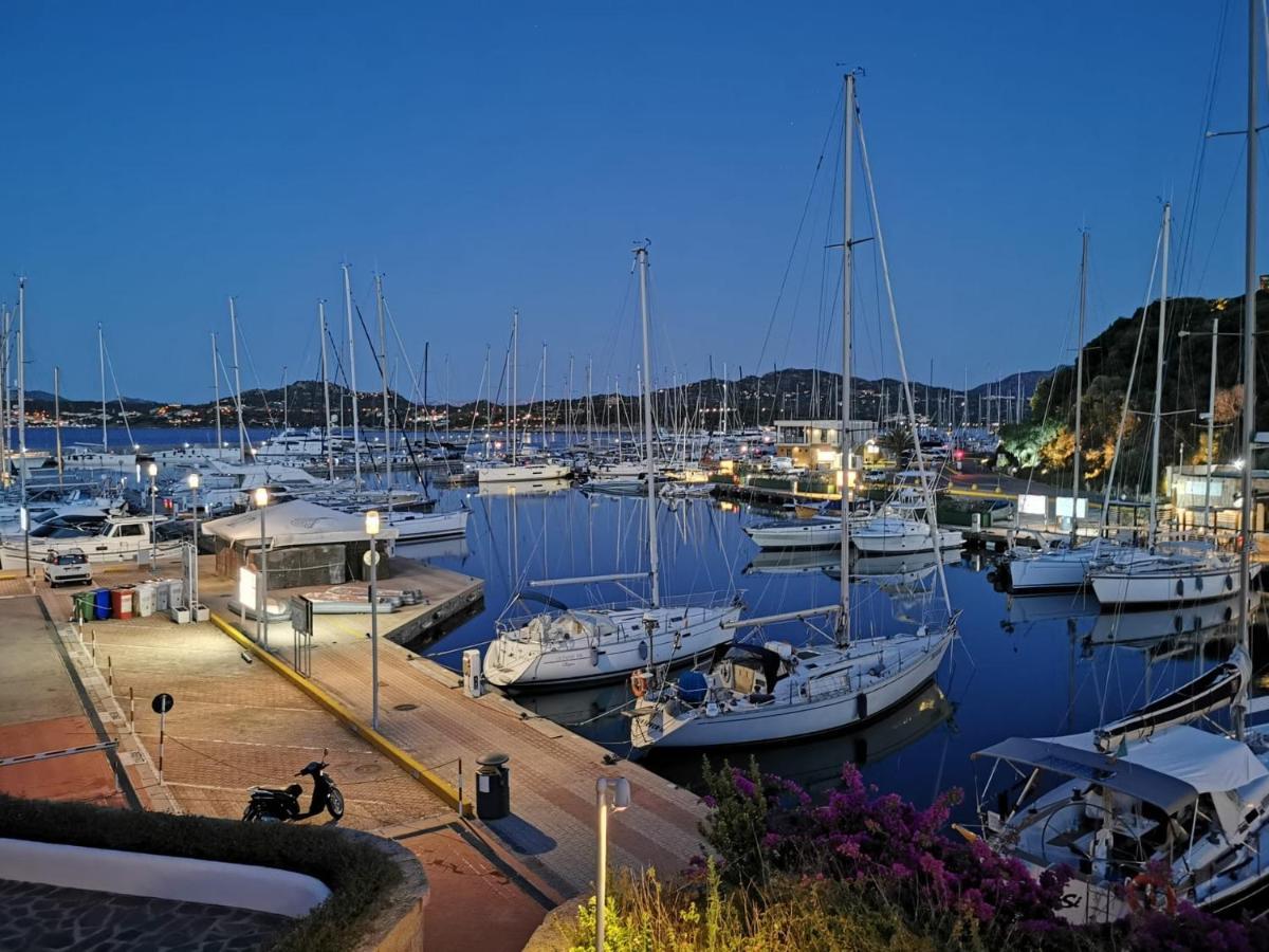 Le Sirene Hotel Portisco Exterior foto