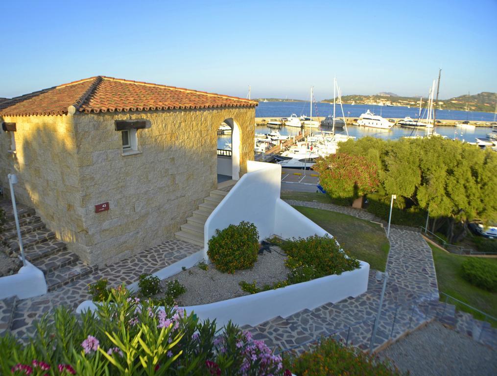 Le Sirene Hotel Portisco Exterior foto