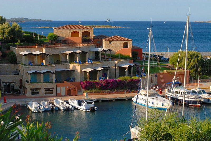 Le Sirene Hotel Portisco Exterior foto