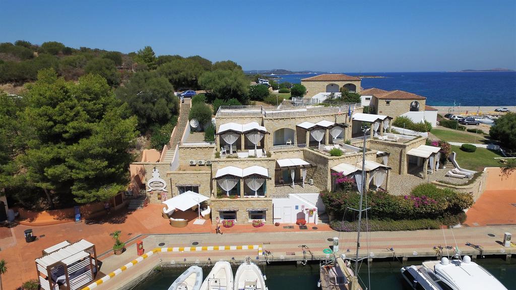 Le Sirene Hotel Portisco Exterior foto