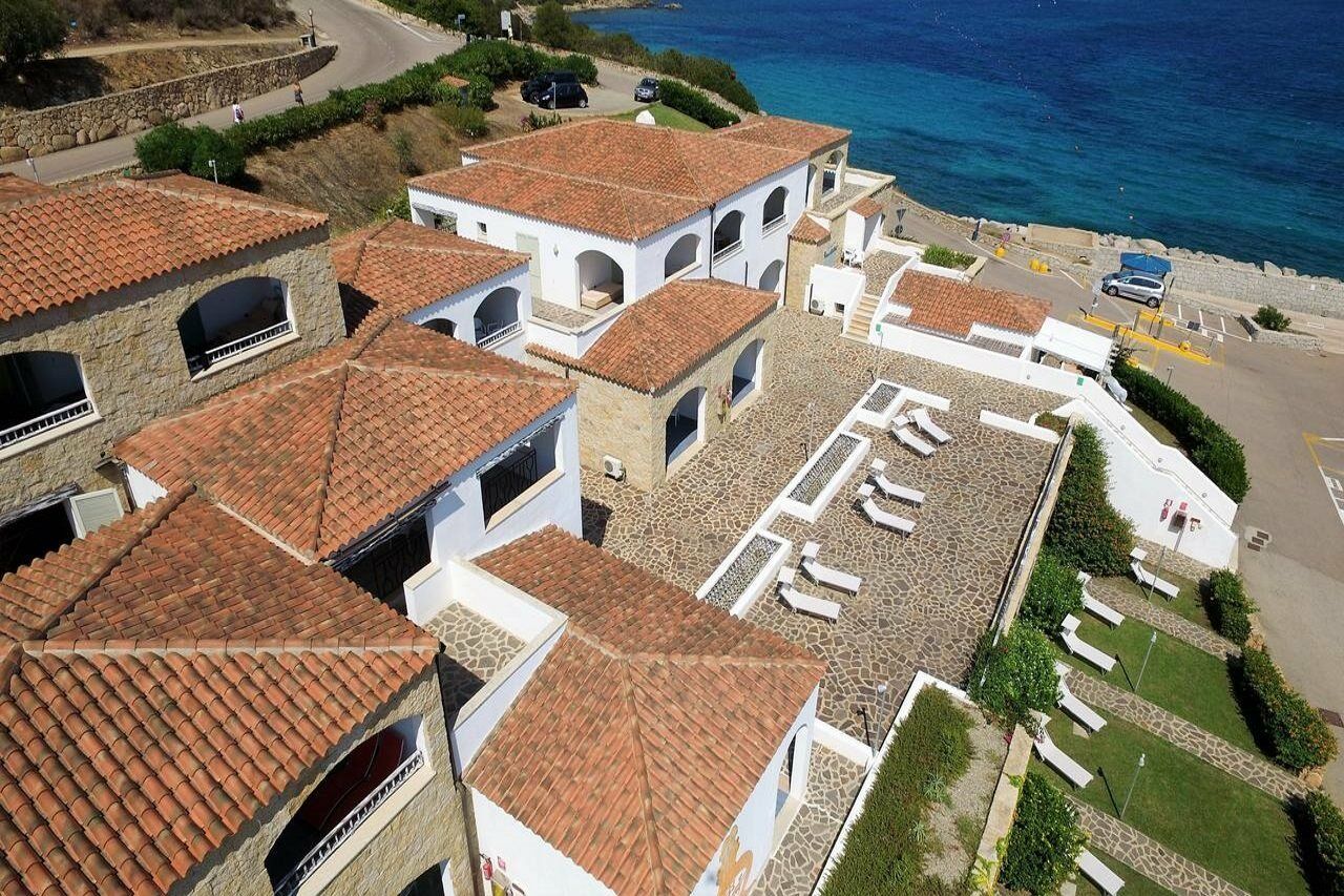 Le Sirene Hotel Portisco Exterior foto