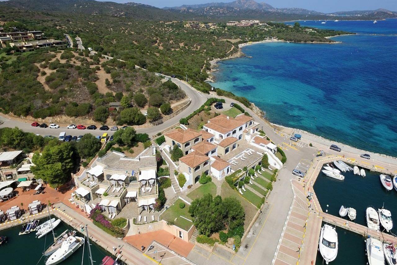 Le Sirene Hotel Portisco Exterior foto